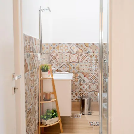Homiday - Sofia Apartment
