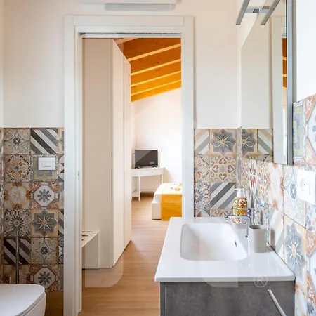 Homiday - Sofia * Atri