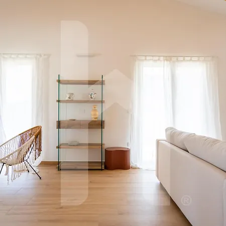 Homiday - Sofia Apartment