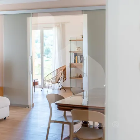 Apartament Homiday - Sofia Atri