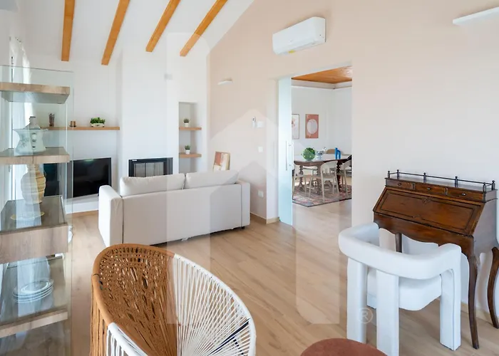 Homiday - Sofia Атри